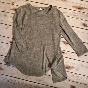 R D Style Women’s Light-Weight Sweater